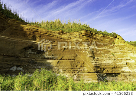 Strata懸崖 41566258