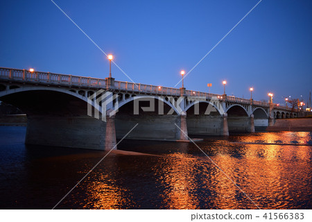 Night martial arts bridge Night martial arts bridge 41566383