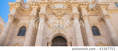 Duomo di Siracusa (Syracuse Cathedral) Duomo di Siracusa (Syracuse Cathedral) 41567751