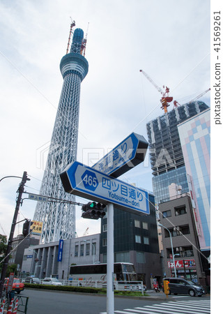 Tokyo Sky Tree under Construction Heisei 22 Tokyo Sky Tree under Construction Heisei 22 41569261