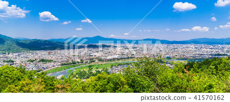 京都和東山的城市景觀 京都和東山的城市景觀 41570162