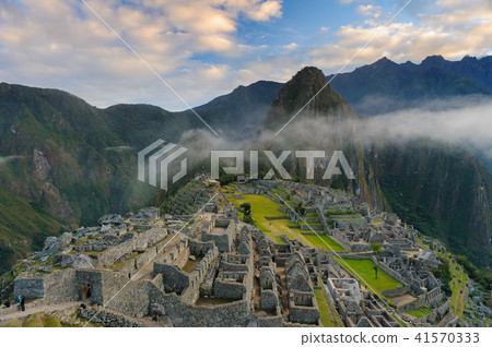 Machu Picchu ruins Machu Picchu ruins 41570333