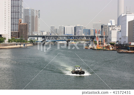 Keihin運河邊風景在東京附近 Keihin運河邊風景在東京附近 41572431