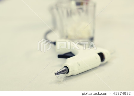 white color electric hot stick glue gun white color electric hot stick glue gun 41574952