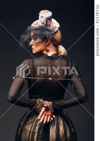 Sensual woman in rock baroque style 41576732
