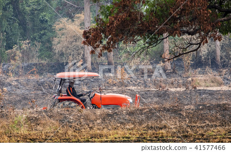 tractor tractor 41577466