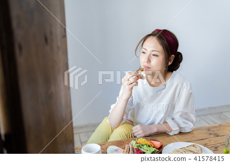 年輕的女士,肖像,餐 年輕的女士,肖像,餐 41578415