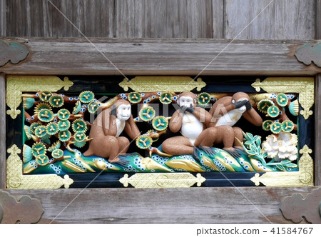 Nikko Toshogu Shrine Monkey 41584767