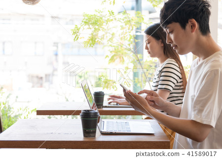 Cafe Nomad Worker Smaho 41589017