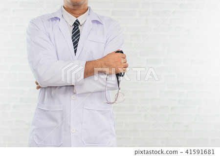 portrait of doctor on white background portrait of doctor on white background 41591681