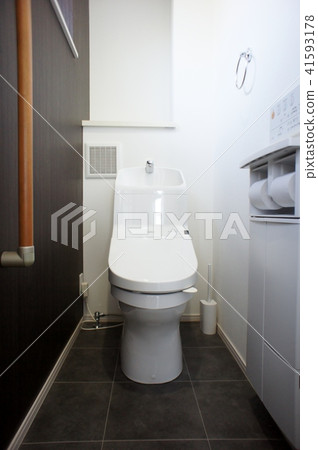 Western style toilet Western style toilet 41593178