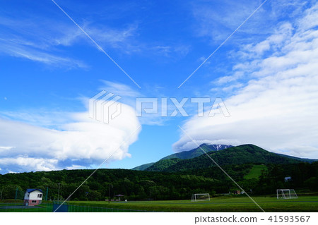 Mount Rishiri and lenticular clouds Mount Rishiri and lenticular clouds 41593567