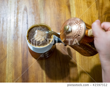 濾紙沖泡咖啡 濾紙沖泡咖啡 41597312