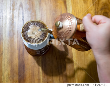 Filter paper brewing coffee Filter paper brewing coffee 41597319