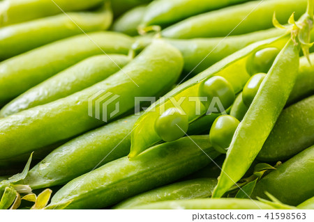 texture of green peas pods texture of green peas pods 41598563