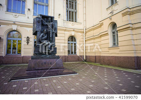 A monument in St Petersburg, Russia 41599070