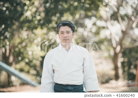 martial arts, sum, male 41600240