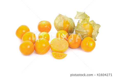 Cape gooseberry (physalis) isolated on white  41604271