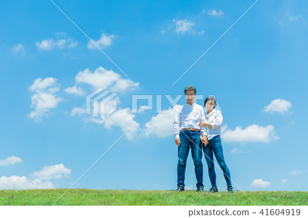 資深夫婦，藍天，大草原 41604919