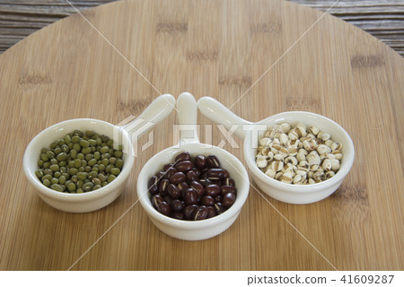 綠豆紅豆薏仁 綠豆紅豆薏仁 41609287
