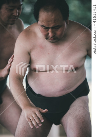 sumo, sumo wrestling, swim 41613411