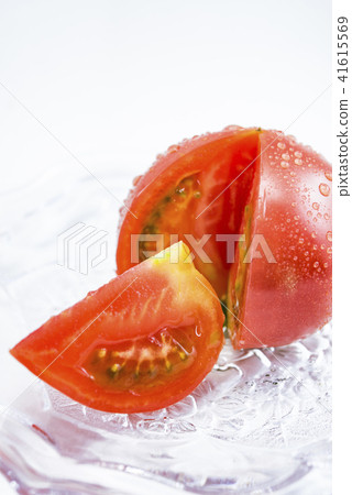 [Tomato cut] 41615569