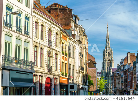 Traditional buildings in the old town on Lille, France 41615644