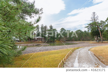 Hikoshikuji Pure Land Garden 41623171