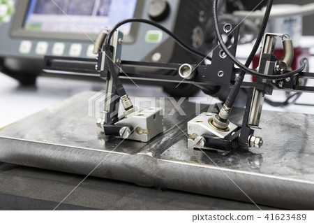 ultrasonic probe testing welding steel ultrasonic probe testing welding steel 41623489
