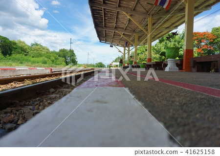Low angle at Kanchanaburi train station Low angle at Kanchanaburi train station 41625158