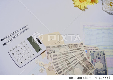 Salary image Salary image 41625331