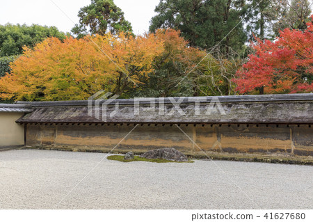 Kyoto · Autumn's Ryoan Temple · Rock garden Kyoto · Autumn's Ryoan Temple · Rock garden 41627680