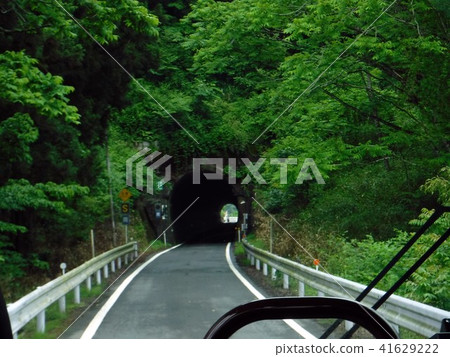 The railroad line of Kesennuma and Ofunato was restored by BRT 41629222