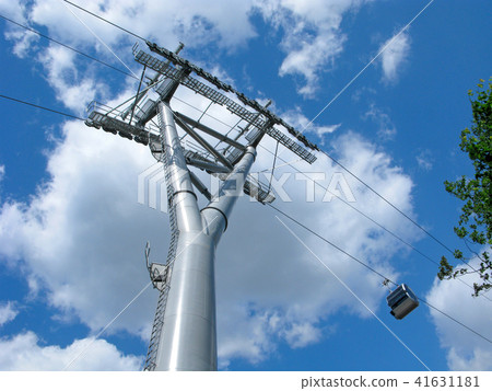 Modern cableway: metal support, rollers and cabin Modern cableway: metal support, rollers and cabin 41631181
