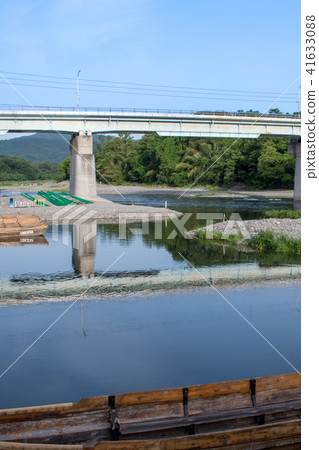 Chichibu Arakawa north bridge Line descent starting point 41633088