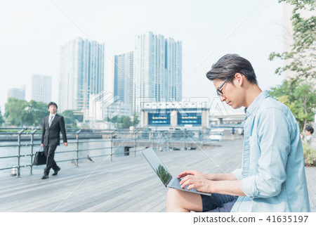 Nomad worker engineer male 41635197