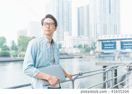 Nomad worker engineer male Nomad worker engineer male 41635204