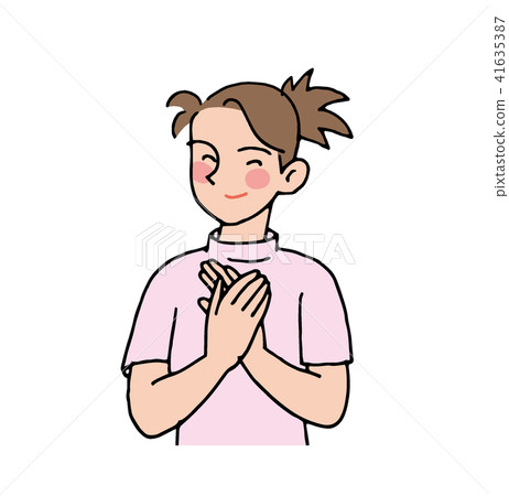 一位護士將雙手放在胸前 一位護士將雙手放在胸前 41635387