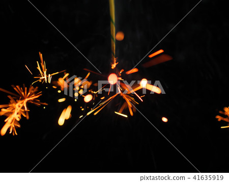 Sparkler  41635919