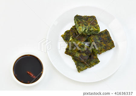 Traditional Food of China. Traditional Food of China. 41636337