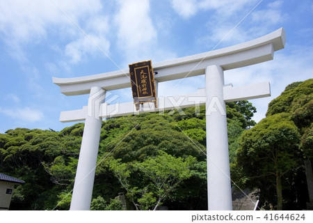The second torii gate of Oarai iso front shrine in Oarai, Ibaraki prefecture 41644624