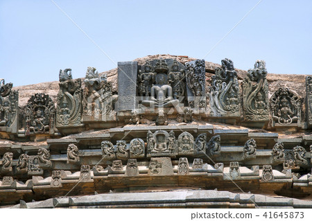 Parshvanatha Basadi, Basadi Halli jain temple 41645873
