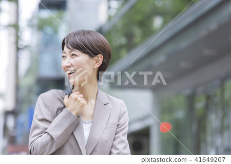 30的女商人 41649207