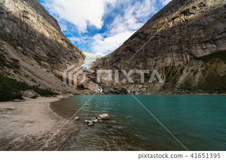 Briksdal glacier, lake 41651395