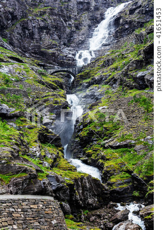 mountain route of Trollstigen 41651453