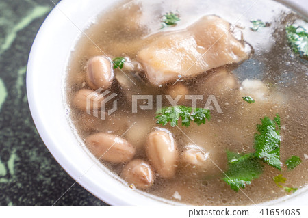 台灣小攤位花生豬腳湯花生豬腳湯 41654085