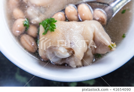 台灣小攤位花生豬腳湯花生豬腳湯 41654090