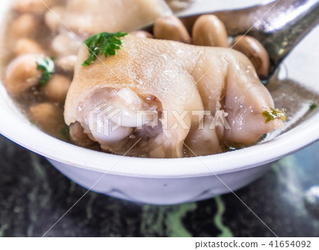 台灣小攤位花生豬腳湯花生豬腳湯 41654092