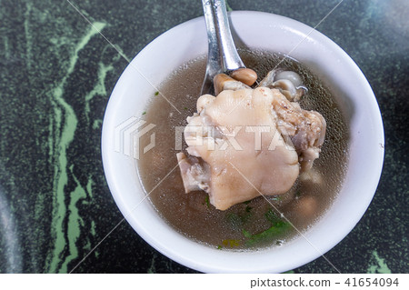 台灣小攤位花生豬腳湯花生豬腳湯 台灣小攤位花生豬腳湯花生豬腳湯 41654094