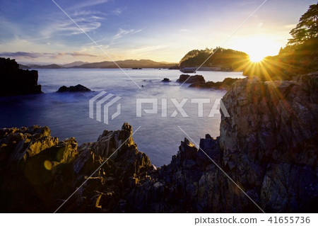 蘇梅島南部海角在黃昏的岩石皮膚 41655736